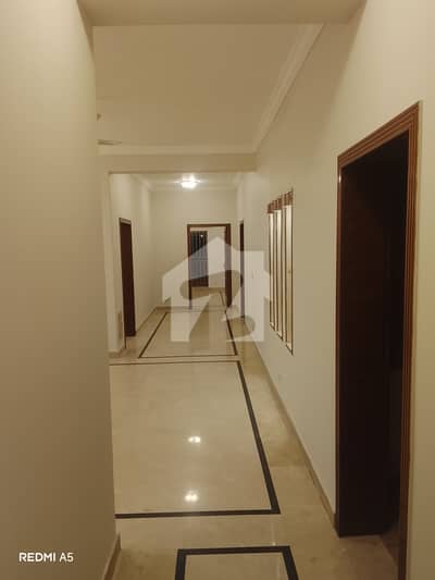 E-11 1kanal 3side open basement 3beds attached bath Drawing room dining room tv lounge 1car parking for rent
