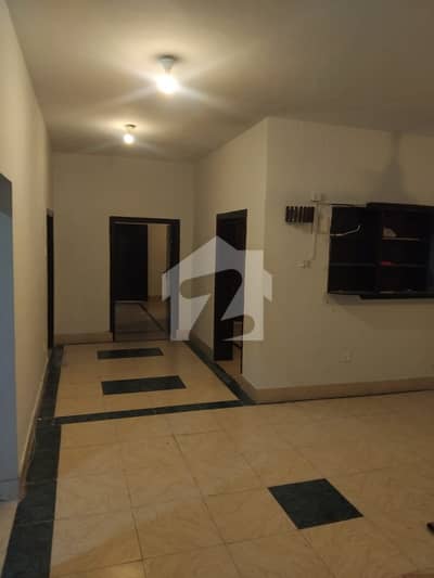 1 Kanal Basement For Rent At E-11