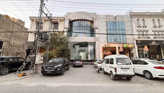 ڈی ایچ اے فیز 3 - بلاک زیڈ ڈی ایچ اے فیز 3,ڈی ایچ اے ڈیفینس,لاہور میں 8 مرلہ عمارت 15.75 کروڑ میں برائے فروخت۔