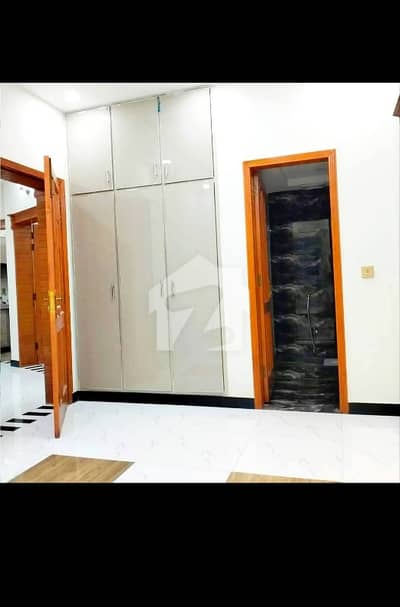 5 Marla Luxury Brand New Upper Portion Available Rent G15/3 5 Marla Luxury Brand New Upper Portion Available Rent G15/3