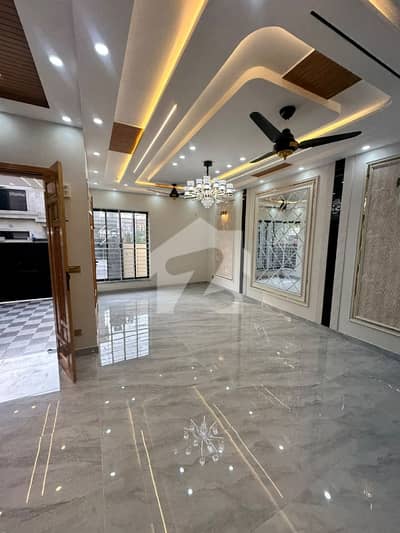 5 Marla House Available For Sale In Tulip Block Parkview City Lahore