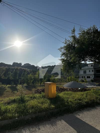 5 Marla Residential Level Plot For Sale Back Open DHA Phase 3