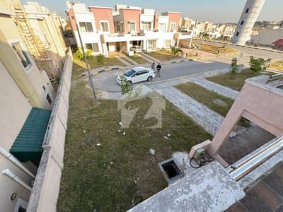 5 marla plot for sale block C very prime location