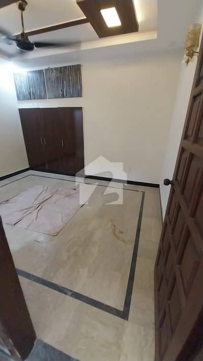 ڈی ایچ اے فیز 7 ڈی ایچ اے ڈیفینس,کراچی میں 3 کمروں کا 4 مرلہ فلیٹ 1.0 لاکھ میں کرایہ پر دستیاب ہے۔