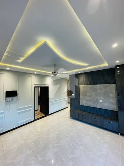 Villa Available For Rent Beautiful Location