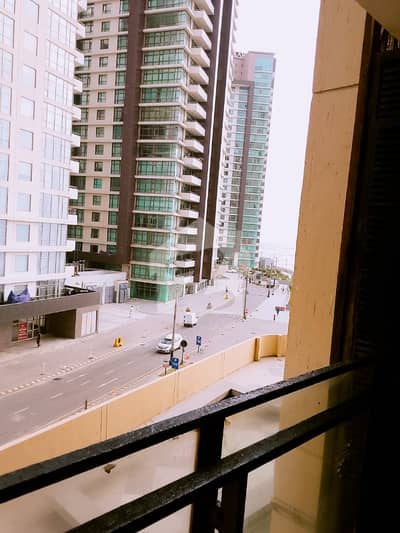 Emaar 1-Bed Apartment For Rent Emaar 1-Bed Apartment For Rent