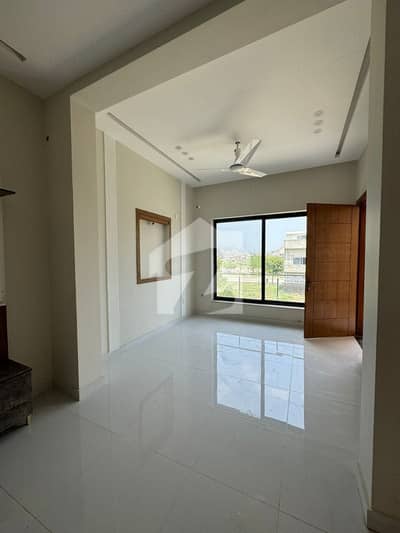 Beautiful 5 Marla Upper Portion Available for Rent Prime Location in B-17 Islamabad!
