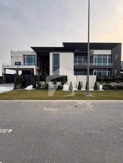 4 KANAL (2 KANAL PLOT & 2 KANAL HOUSE) ELEGANT AND FULLY MAINTAINED BUNGALOW WITH BASEMENT, POOL, LIFT, & CINEMA IS AVAILABLE IN THE BEST BLOCK OF DHA LAHORE. 4 KANAL (2 KANAL PLOT & 2 KANAL HOUSE) ELEGANT AND FULLY MAINTAINED BUNGALOW WITH BASEMENT, POOL, LIFT, & CINEMA IS AVAILABLE IN THE BEST BLOCK OF DHA LAHORE.