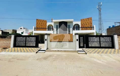 10 Marla Ultra Modern Luxurious House For Sale Near Model Town