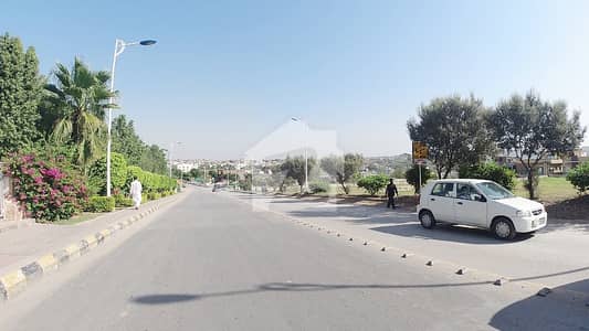 بحریہ ٹاؤن فیز 7 بحریہ ٹاؤن راولپنڈی,راولپنڈی میں 10 مرلہ رہائشی پلاٹ 1.05 کروڑ میں برائے فروخت۔ بحریہ ٹاؤن فیز 7 بحریہ ٹاؤن راولپنڈی,راولپنڈی میں 10 مرلہ رہائشی پلاٹ 1.05 کروڑ میں برائے فروخت۔