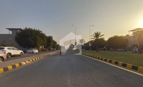ڈی ایچ اے 9 ٹاؤن ۔ بلاک ڈی ڈی ایچ اے 9 ٹاؤن,ڈیفنس (ڈی ایچ اے),لاہور میں 5 مرلہ رہائشی پلاٹ 1.45 کروڑ میں برائے فروخت۔ ڈی ایچ اے 9 ٹاؤن ۔ بلاک ڈی ڈی ایچ اے 9 ٹاؤن,ڈیفنس (ڈی ایچ اے),لاہور میں 5 مرلہ رہائشی پلاٹ 1.45 کروڑ میں برائے فروخت۔
