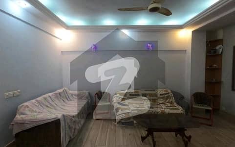 گارڈن ویسٹ کراچی میں 4 کمروں کا 9 مرلہ فلیٹ 2.25 کروڑ میں برائے فروخت۔