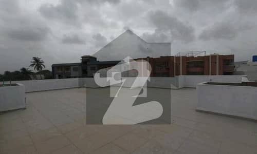 Prime Location Guru Mandir Chorangi Flat For sale Sized 1050 Square Feet