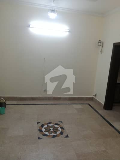 30/60 ground portion for rent G13 Islamabad 30/60 ground portion for rent G13 Islamabad