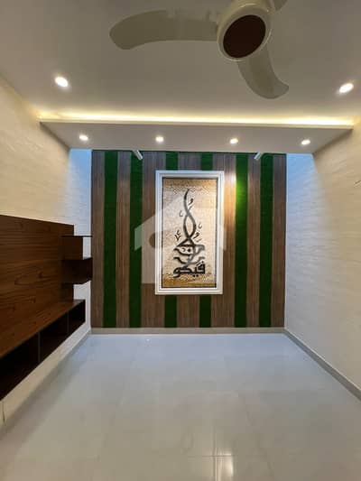 ڈی ایچ اے 9 ٹاؤن ڈیفنس (ڈی ایچ اے),لاہور میں 3 کمروں کا 5 مرلہ مکان 1.1 لاکھ میں کرایہ پر دستیاب ہے۔ ڈی ایچ اے 9 ٹاؤن ڈیفنس (ڈی ایچ اے),لاہور میں 3 کمروں کا 5 مرلہ مکان 1.1 لاکھ میں کرایہ پر دستیاب ہے۔