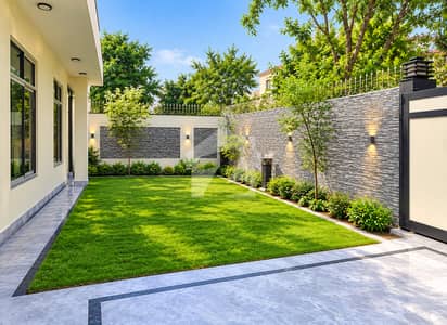 Beautiful House - Investor Price - F-7 Islamabad