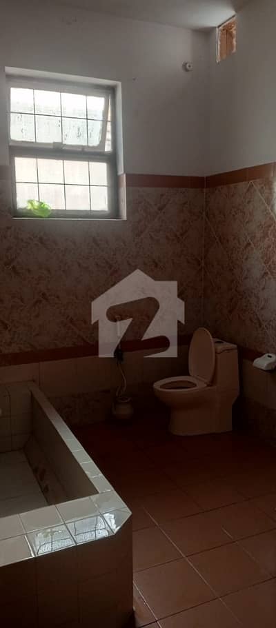 1 kanal house for sale nespak society