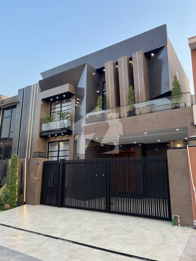 10 MARLA BRAND NEW DOUBLE STORY MODERN LUXURY HOUSE FOR SALE IN ROYAL ORCHARD