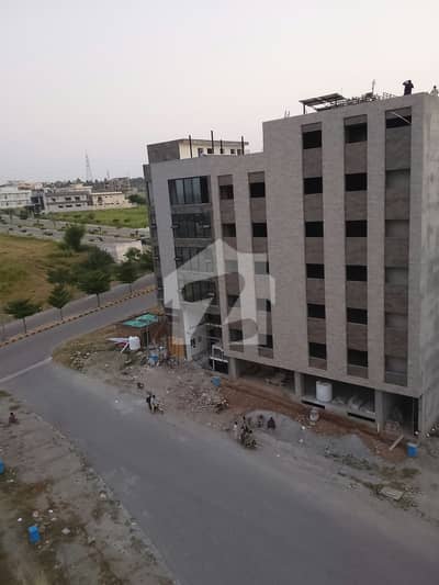 DHA expressway commercial 8 Marla plot