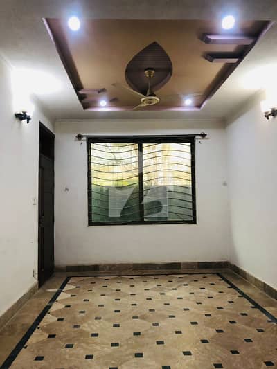 Flat Available For Rent At Mian Double Road