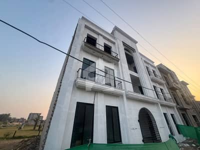 ایڈن آباد ایڈن,لاہور میں 2 کمروں کا 5 مرلہ فلیٹ 75.0 لاکھ میں برائے فروخت۔