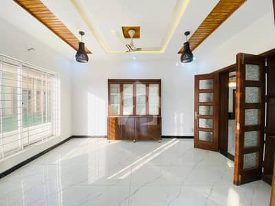 Golden opportunity This House Independent Seperate Singal Story 2 BED & washroom with Gas Available Near TO Highway Golden opportunity This House Independent Seperate Singal Story 2 BED & washroom with Gas Available Near TO Highway