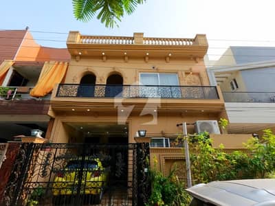 بینکرز ہاؤسنگ سوسائٹی - بلاک سی بینکرز کوآپریٹو ہاؤسنگ سوسائٹی,لاہور میں 3 کمروں کا 5 مرلہ مکان 2.45 کروڑ میں برائے فروخت۔