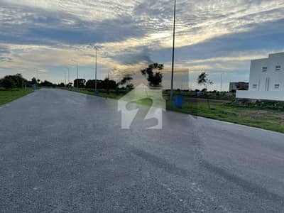 ڈی ایچ اے فیز9 پریزم - بلاک سی ڈی ایچ اے فیز9 پریزم,ڈی ایچ اے ڈیفینس,لاہور میں 1 کنال رہائشی پلاٹ 2.7 کروڑ میں برائے فروخت۔ ڈی ایچ اے فیز9 پریزم - بلاک سی ڈی ایچ اے فیز9 پریزم,ڈی ایچ اے ڈیفینس,لاہور میں 1 کنال رہائشی پلاٹ 2.7 کروڑ میں برائے فروخت۔