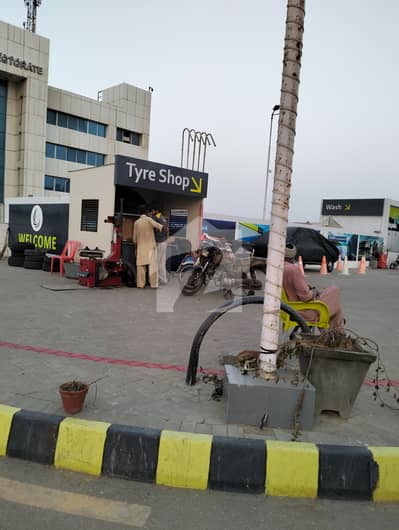 400 Sq. yds Sea-facing, 3-Side Corner, Sahil Commercial, Phase-8 DHA Khi
