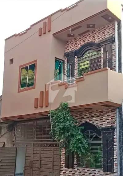 آفیسر کالونی میسرائل روڈ,راولپنڈی میں 4 کمروں کا 5 مرلہ مکان 55.0 ہزار میں کرایہ پر دستیاب ہے۔