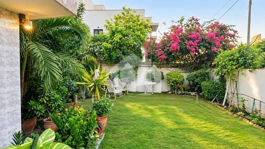 ڈی ایچ اے فیز 5 ڈی ایچ اے ڈیفینس,کراچی میں 4 کمروں کا 1 کنال مکان 5.0 لاکھ میں کرایہ پر دستیاب ہے۔