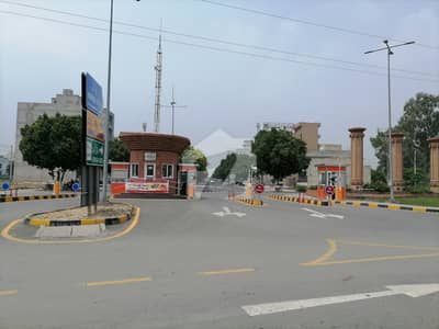 10 Marla Plot for Sale in B-Block