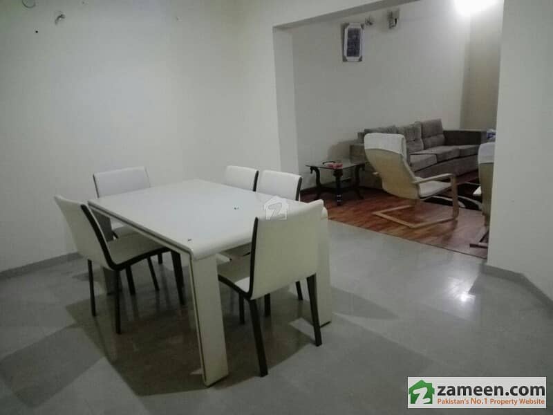 Flat For Rent 2 Beds Drawing Dining TV Lounge Kitchen  With Lift