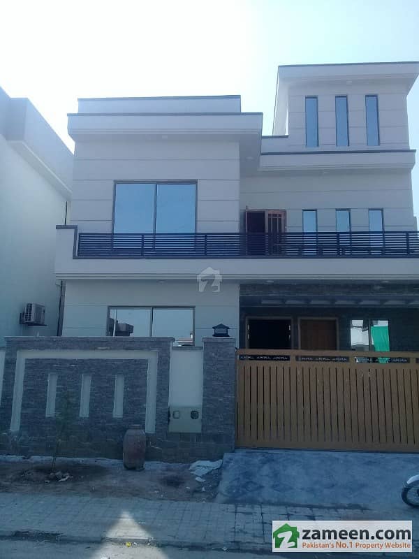 Dha Phase 2 Sector J 10 Marla 5 Beds Brand New House