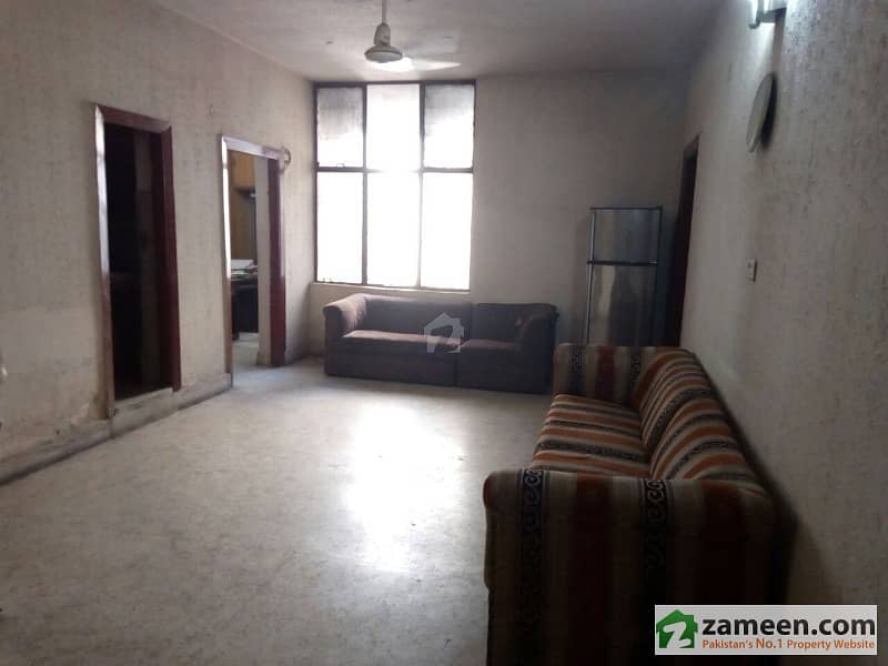 3 Bed Flat Available For Sale In Shadman Market