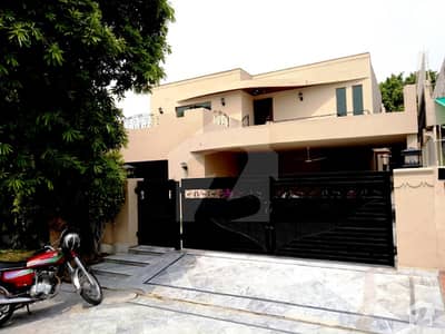 1 Kanal Spanish Owner Built Beautiful Modern Luxury Bungalow For Sale In Dha Phase 4