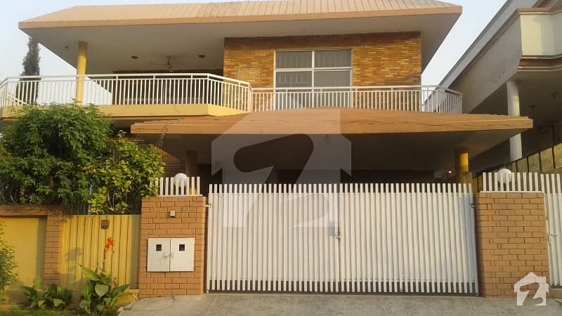 F11 House Available For Sale On Good Location