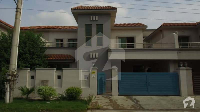 Good Location 10 Marla 3 Bedroom Sd House For Sale In Askari 11 Lahore