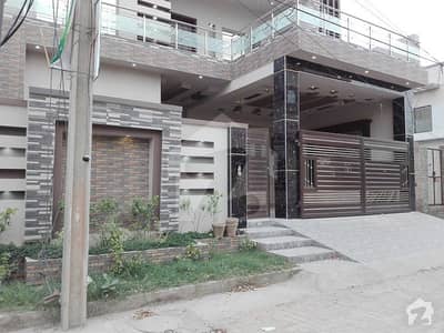 House Is Available For Sale Near Sheikh Colony Jhang Road