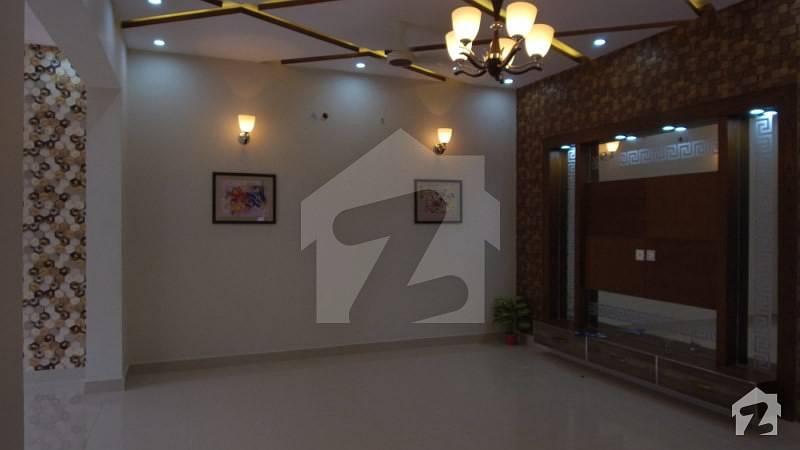Brand New Luxury House Double Unit House For Sale At Good Location