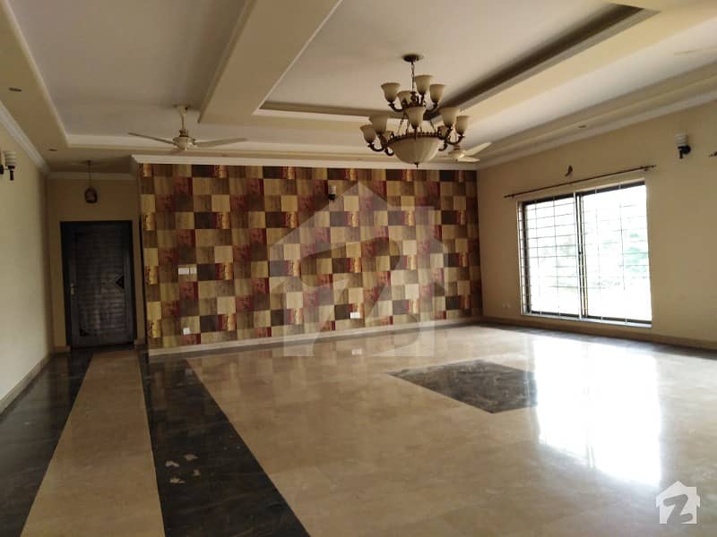 1 Kanal Beautiful Upper Portion For Rent In Phase 7