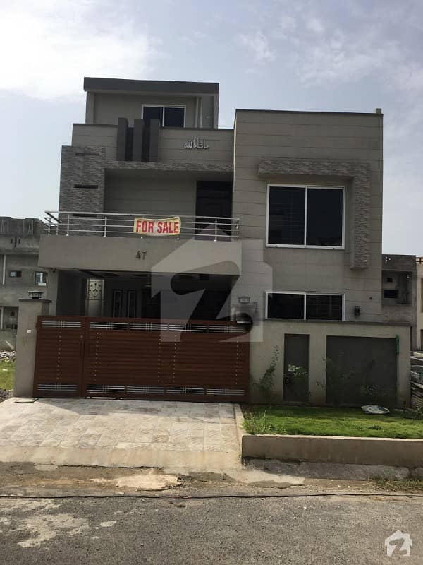 7 Marla House Available For Sale In Jinnah Garden