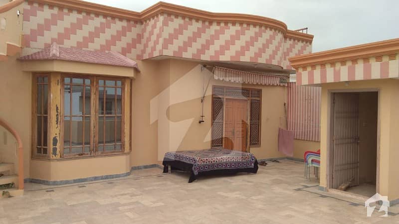 240 Sq Yard Double Storey Maintained House For Sale In Block 4 Jauhar