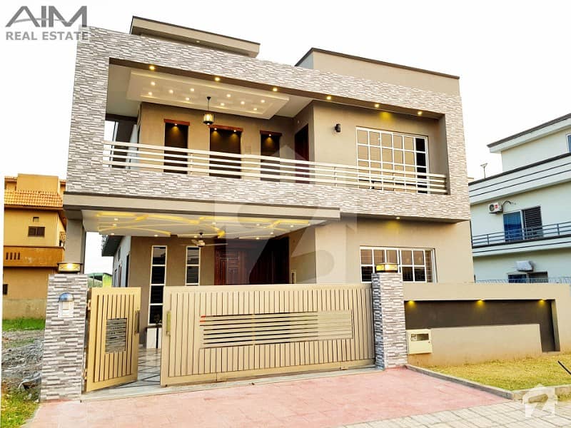Amazing 10 Marla House For Sale In Bahria Town
