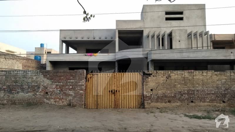 2 Kanal Semi Commercial House For Sale At Hot Location