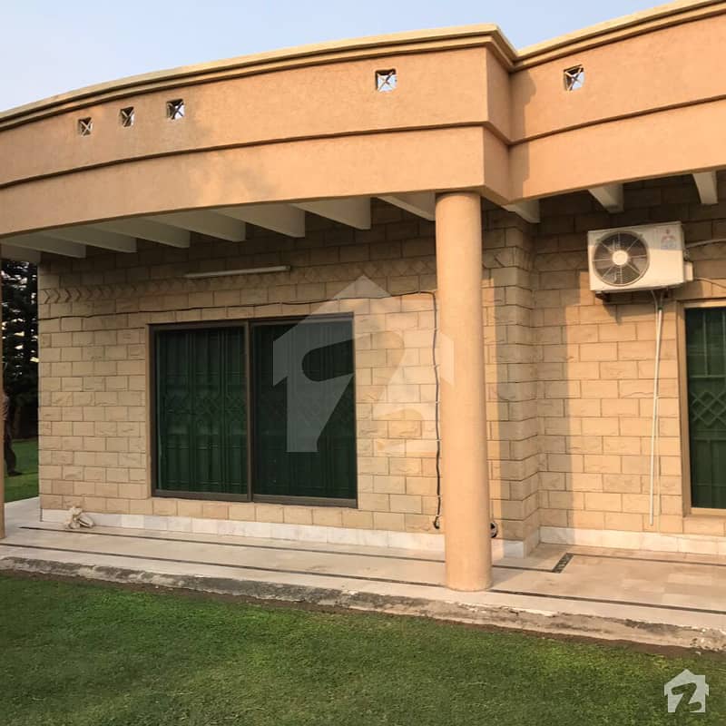 4 bedroom lavish house for sale in Westridge 1 Mian Iqbal Road