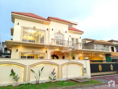 Stylish 1 Kanal House For Sale In Bahria Town Stylish 1 Kanal House For Sale In Bahria Town