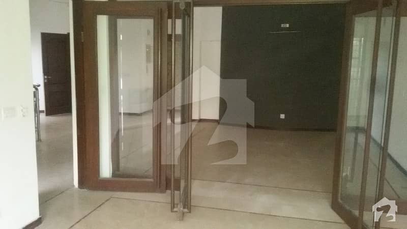 Dreamy Lower Portion Available For Rent In Dha Lahore With Car Porch