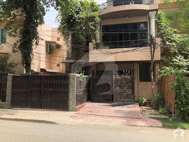 12 Marla Double Storey House For Sale In Samanabad - Block N