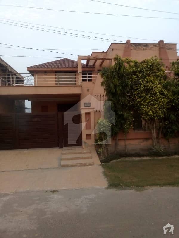 10 Marla House For Rent In Khayaban E Amin